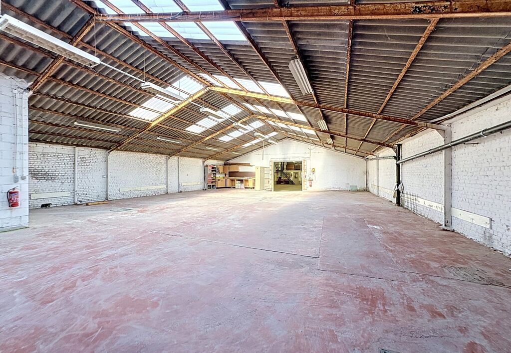 Industrieel gebouw te huur in Vilvoorde